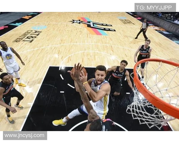 2012至2013赛季勇士与马刺的激烈对决与精彩瞬间回顾 2012至2013赛季勇士与马刺的激烈对决与精彩瞬间回顾