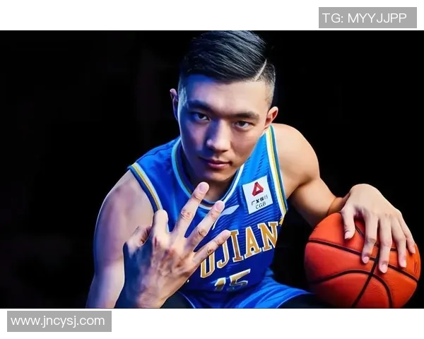 陈林坚的篮球之路：从青涩少年到CBA明星球员的成长历程与心路历程